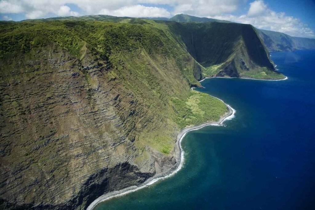 The World Still Has Places Where the Signal Disappears. Here Is Where to Find Them — and Why It Matters More Than Ever 6 hawaii molokai north shore cliff coast line 177881269 59b42dcc22fa3a001178a20c